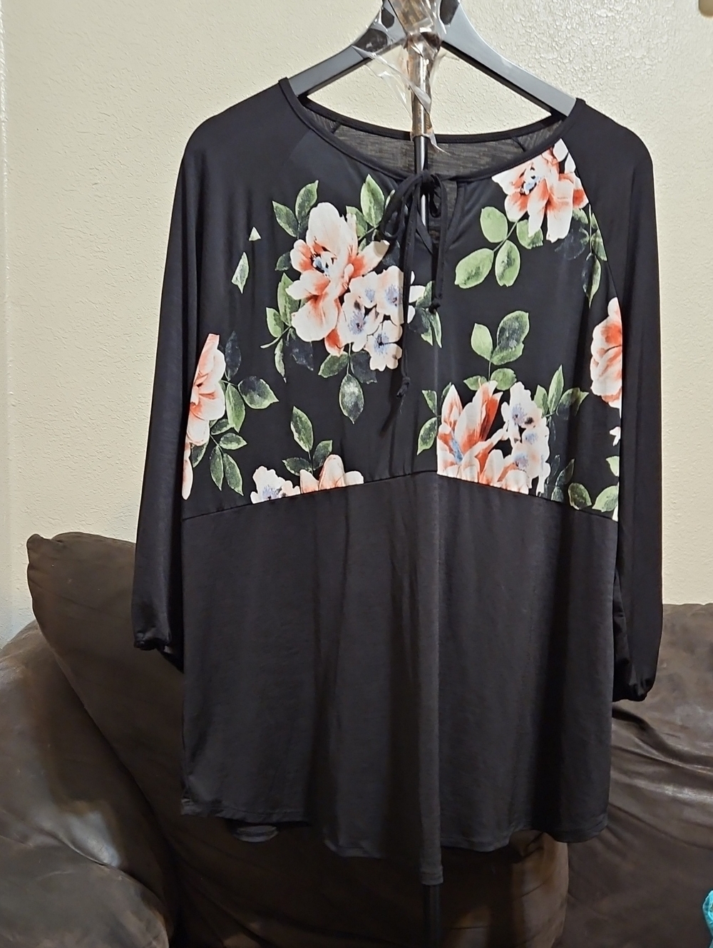Black Floral Tie-Neck Long Sleeve Tunic Dress